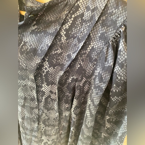 Anine Bing Renee snake print silk blouse Size S pristine condition